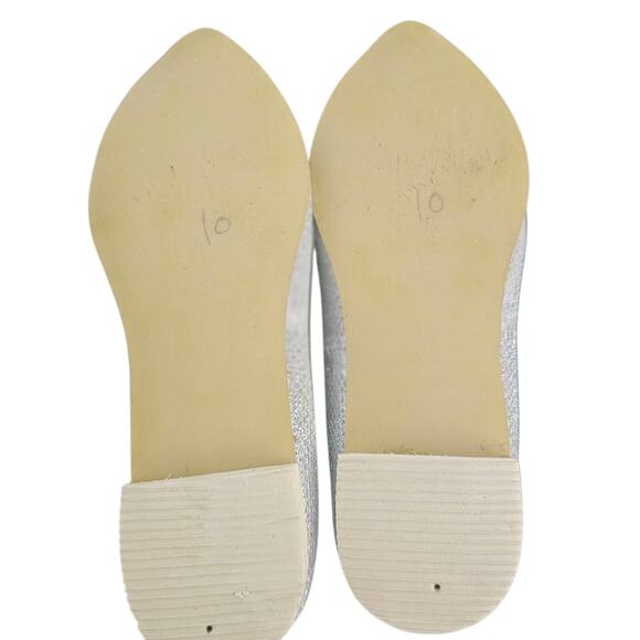 Silver and Gold Girls Flat Dress Shoes Classic And Elegant Size 10 (No Brand) - Picture 4 of 7